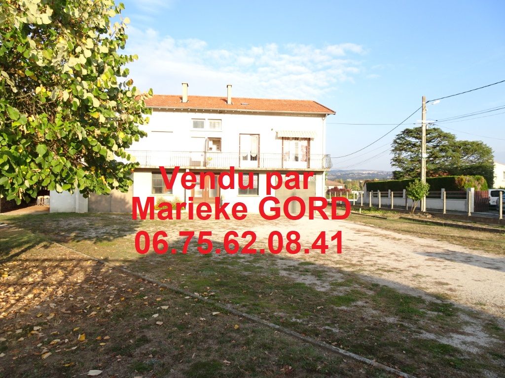 Coeur de bas en basset Maison 142 m² habitable avec 216 m² de dépendances sur 1000 m² terrain