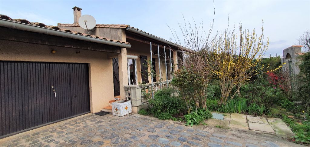 11000  Carcassonne- Maison plain pied - 3 chambres - bureau - grand garage