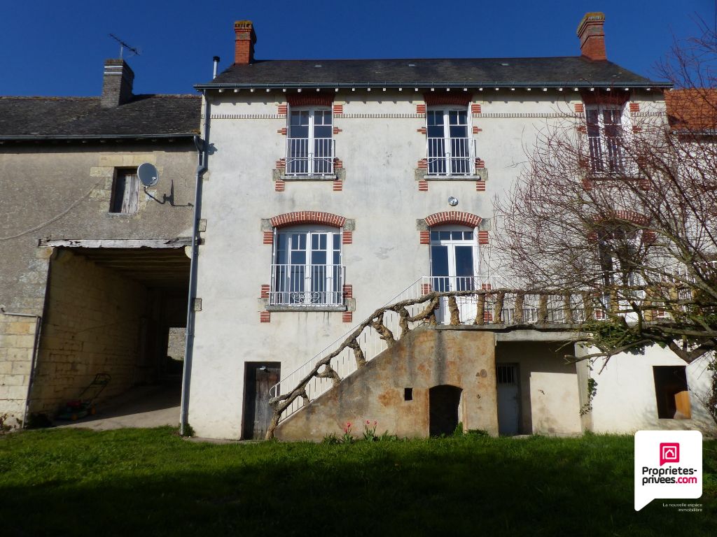 Maison 5mn de Chinon 5 pièce(s) 112 m2, dépendances, jardin