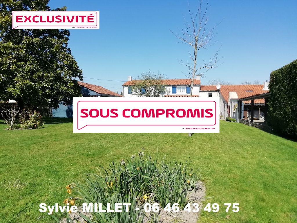 Maison Saint Hilaire De Clisson 130m2 + 2 garages + dépendances