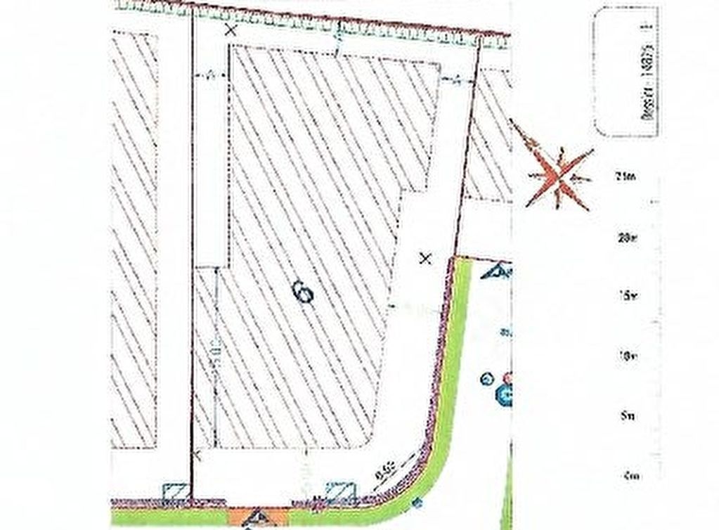 Terrain  873 m2