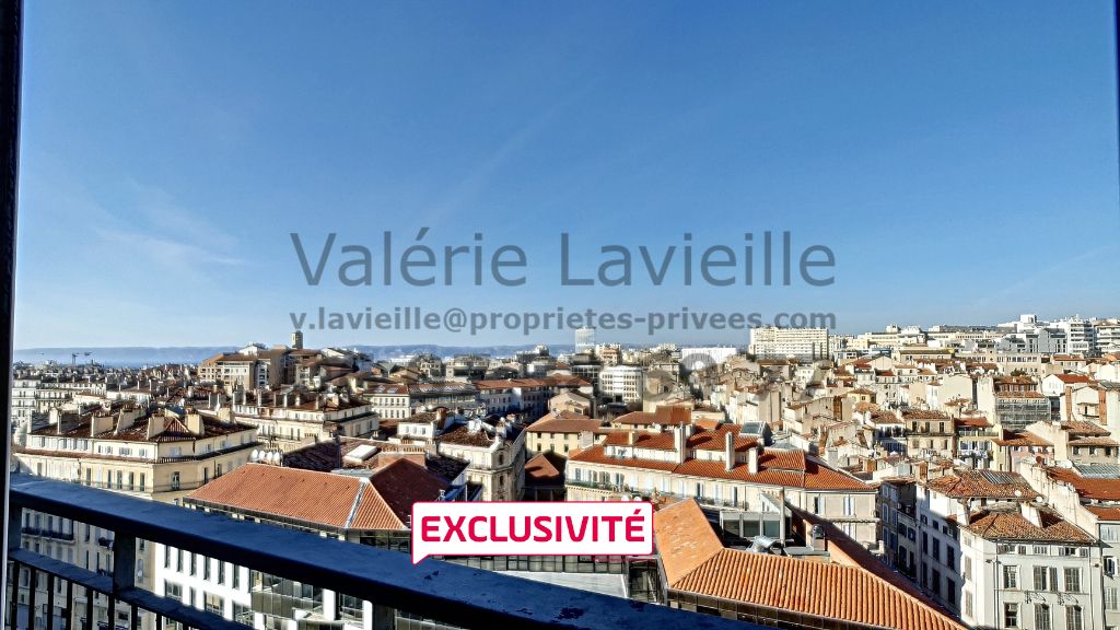 MARSEILLE (13001) BOURSE - VIEUX PORT - T3/4 - 88 m2 - VUE IMPRENABLE