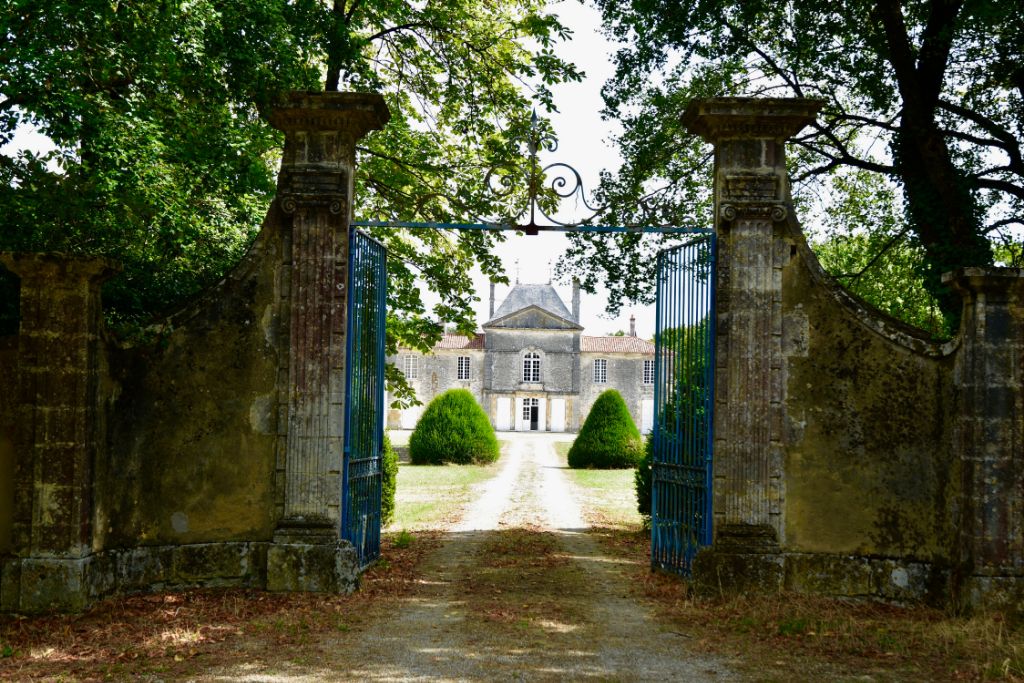 CHATEAU XVIII