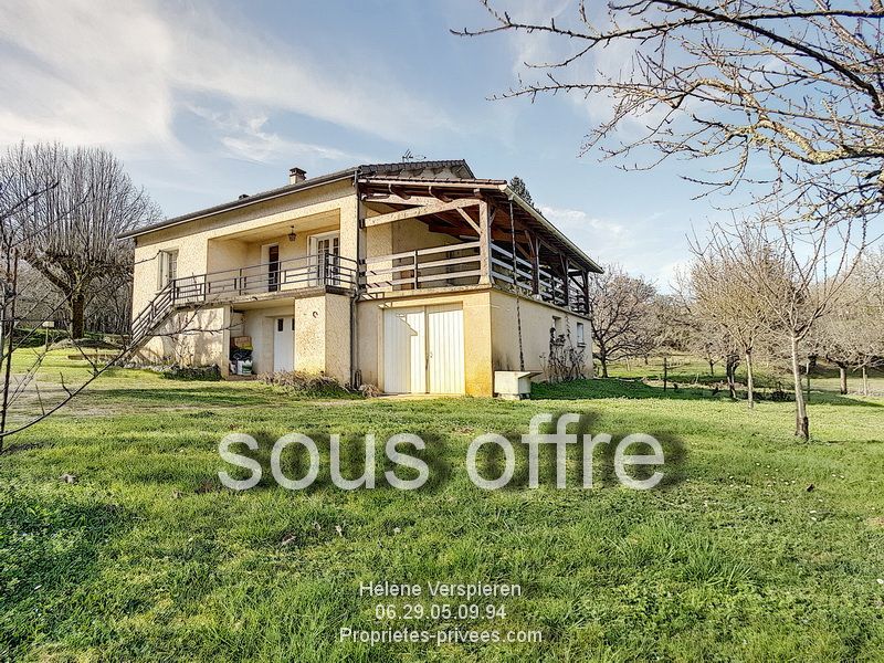 Maison Le Buisson De Cadouin T5 pièce(s) 80 m2 TERRAIN DE 6499 M2