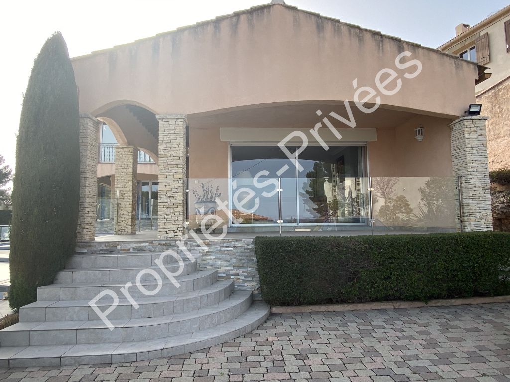 Villa 6 pièce(s) 190 m2