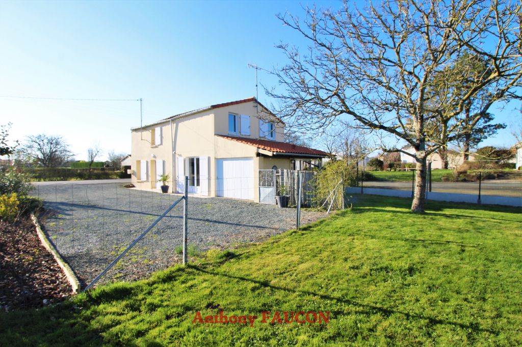 Maison Saint Martin Des Noyers 4 pièce(s) 90 m2