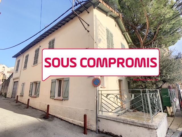 Immeuble Draguignan 12 pièce(s) 310 m2