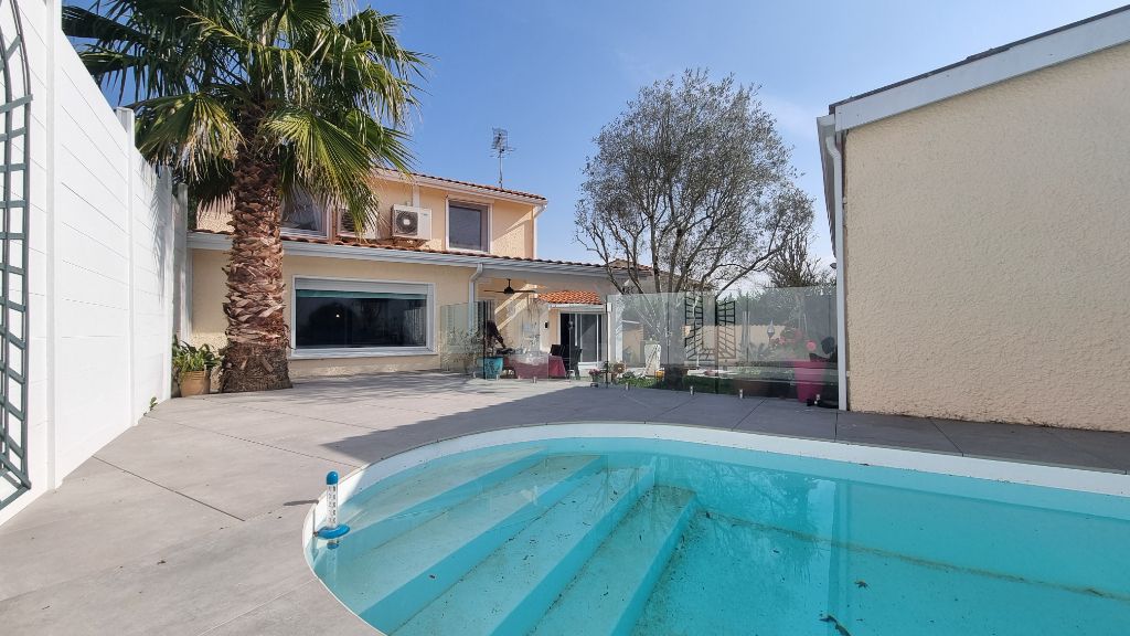 Maison avec garage et piscine Blanquefort 5 pièces 145 m2