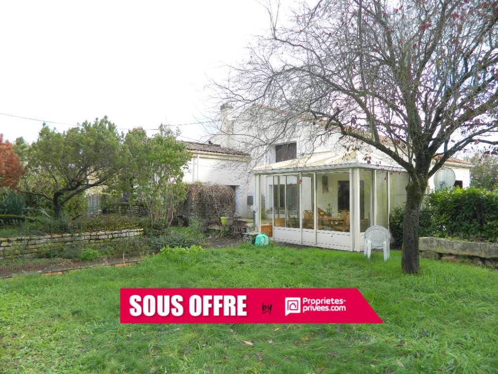 MAISON AVEC JARDIN , 4 CHAMBRES.URGENT