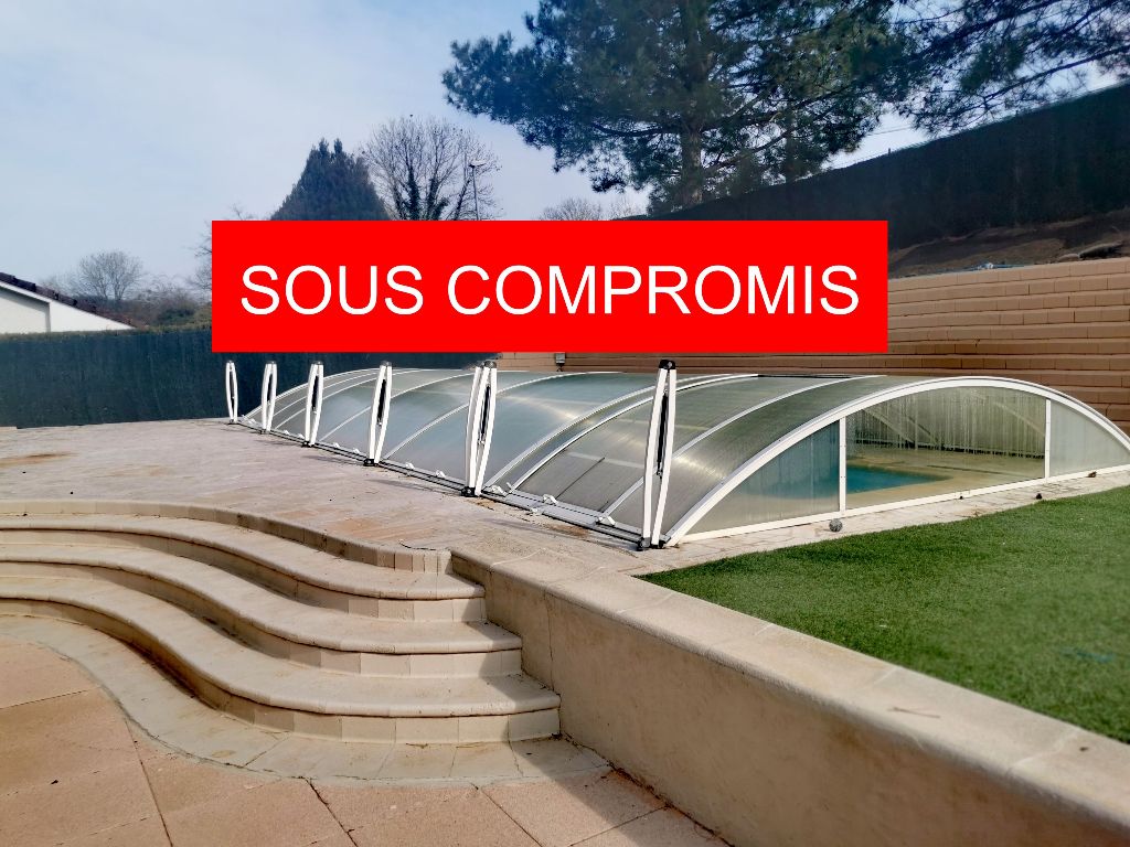 Maison plein-pied , secteur Miserey-Salines 6 pièce(s) 156 m2