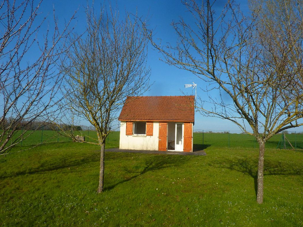 Maison 1 pièce sur TERRAIN CONSTRUCTIBLE de 1682 m2