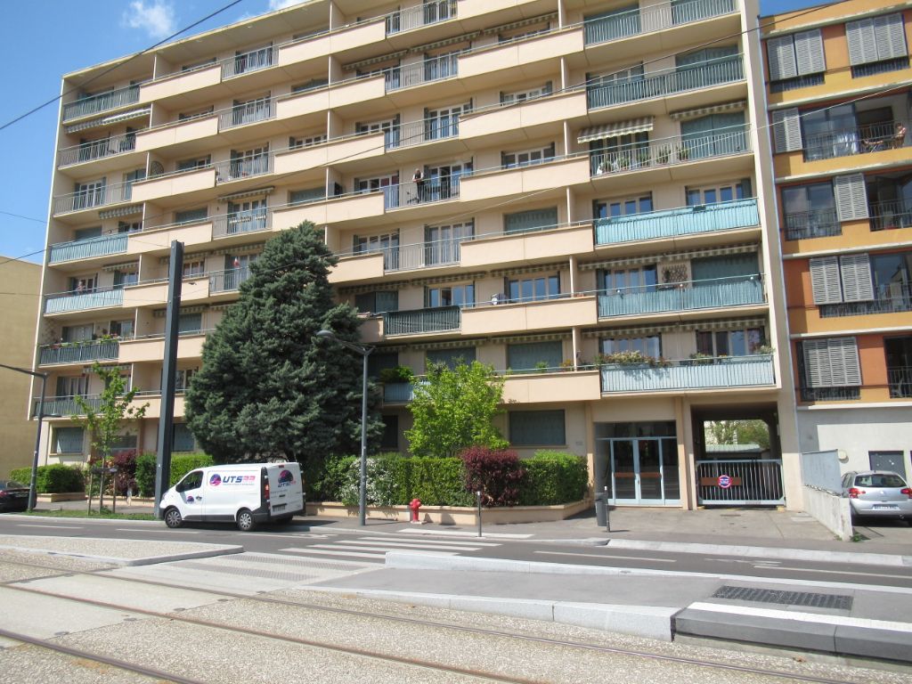 Grand appartement de 100 m2