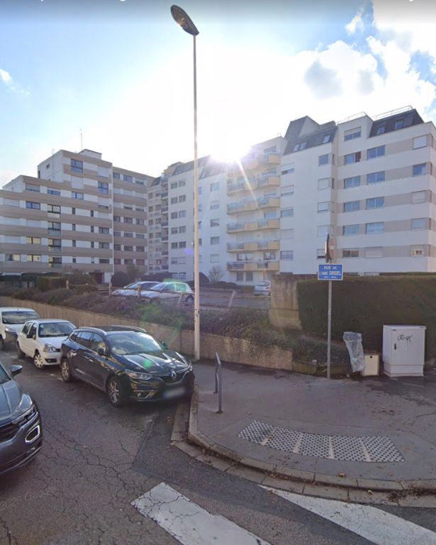 NANCY SANTIFONTAINE - APPARTEMENT 2 CHAMBRES 72 M² PARKING