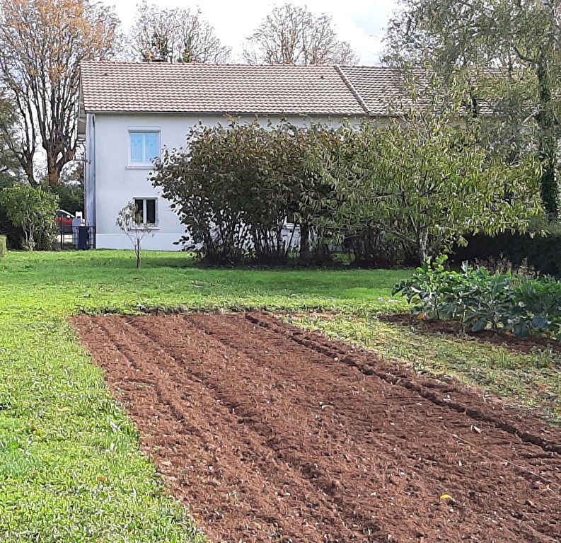 Maison Poitiers 7 pièces  sur 2024 m2