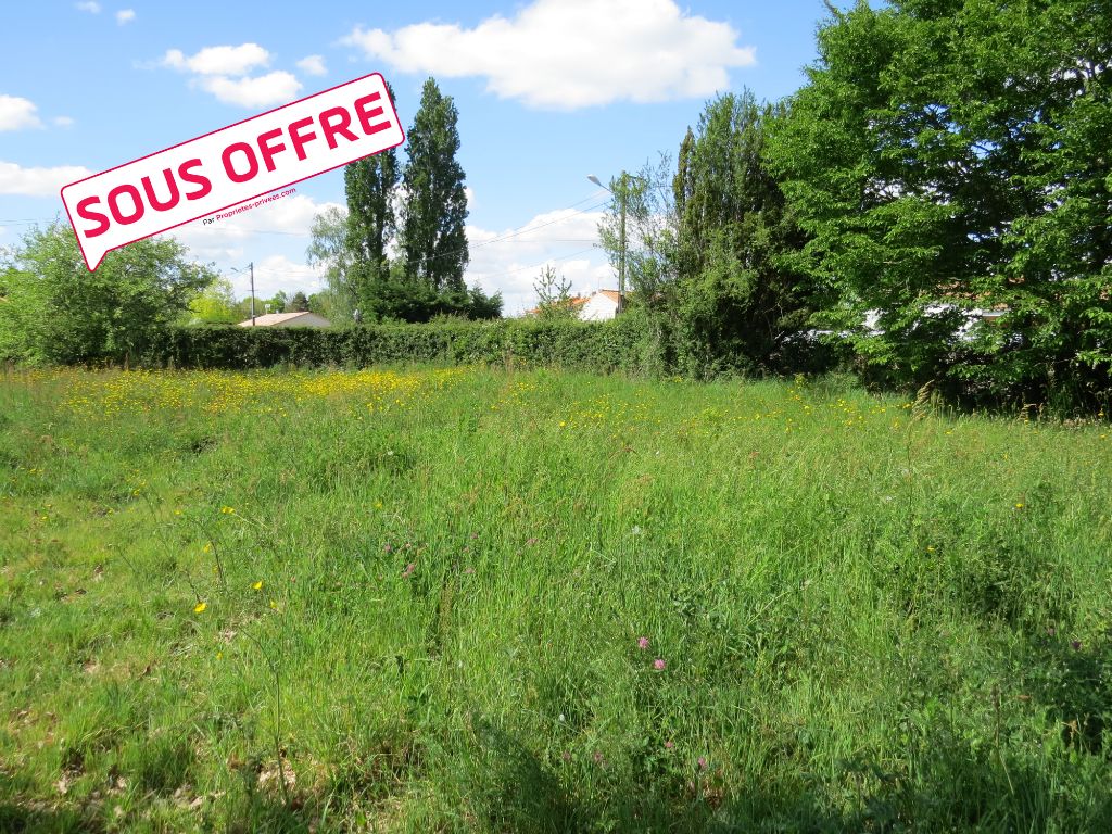 Terrain constructible Dompierre sur Yon 614 m²