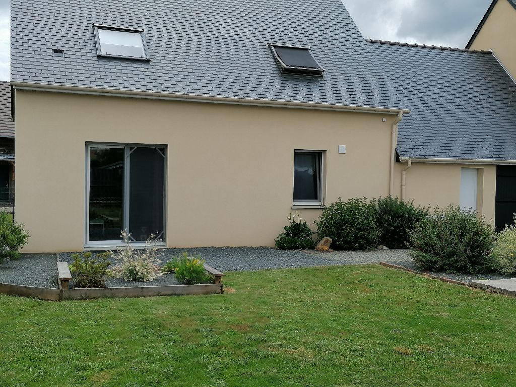 Maison Joue L Abbe 7 pièce(s) 120 m2