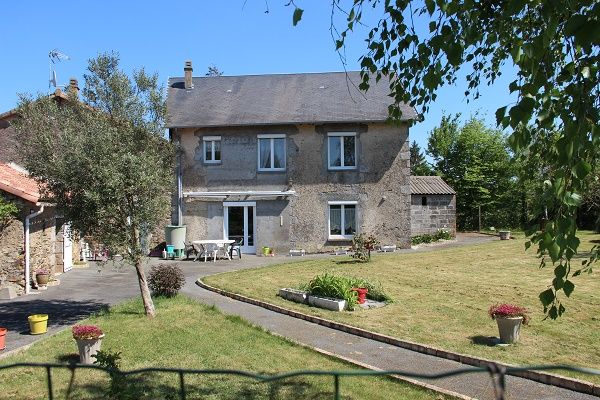 Maison Saint Hilaire De Voust 6 pièce(s) 154 m2