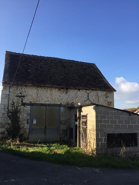 Grange  à rénover -Coussay les Bois