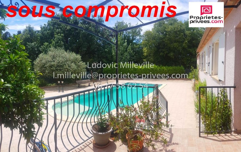 Villa de 160m² double garages,piscine sur 3336m² de terrain