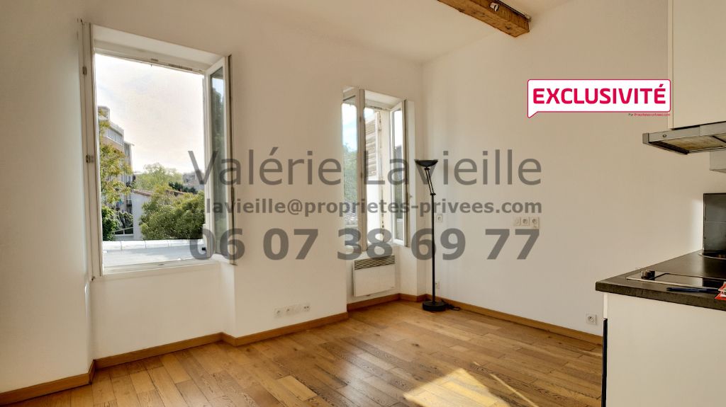 Marseille (13006) - CASTELLANE - ROME - Exclusivité T2 rénové 28 m2 environ sur cour arborée