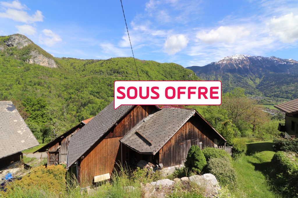 Maison à rénover - Saint Ferréol (74210) - 89 000 - Avec parcelles agricoles (5000m² environ)