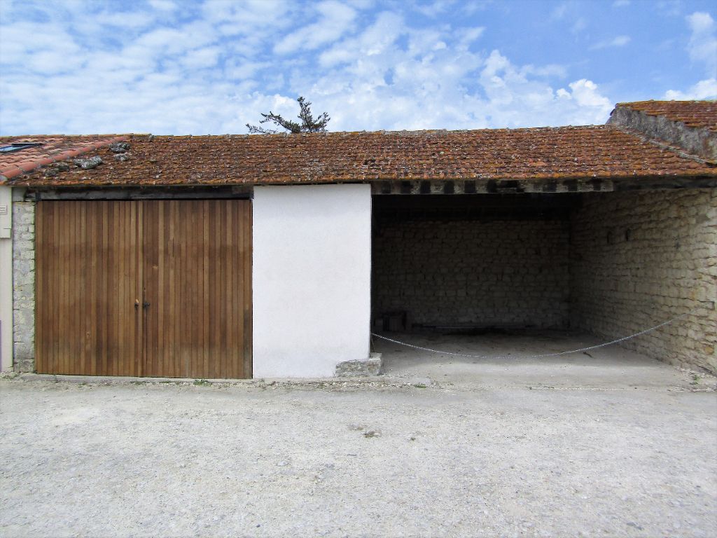 Grange Saint Denis D Oleron 1 pièce(s) 64 m²