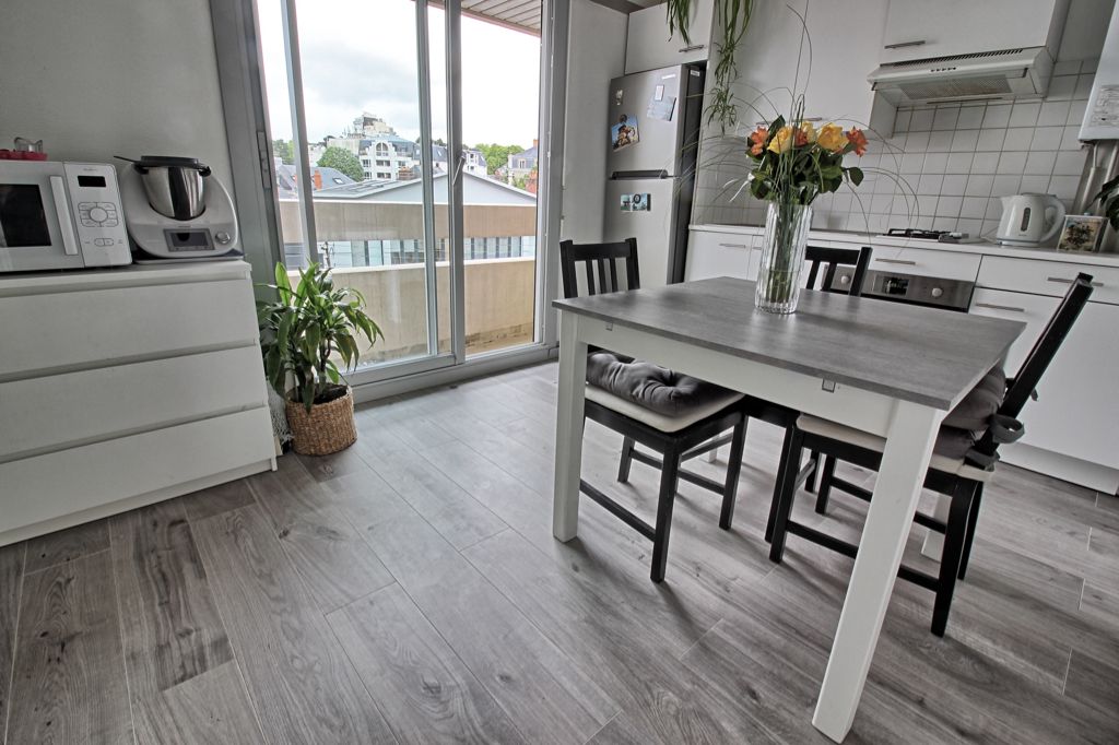 Appartement Nantes  2 pièces  31.75 m2