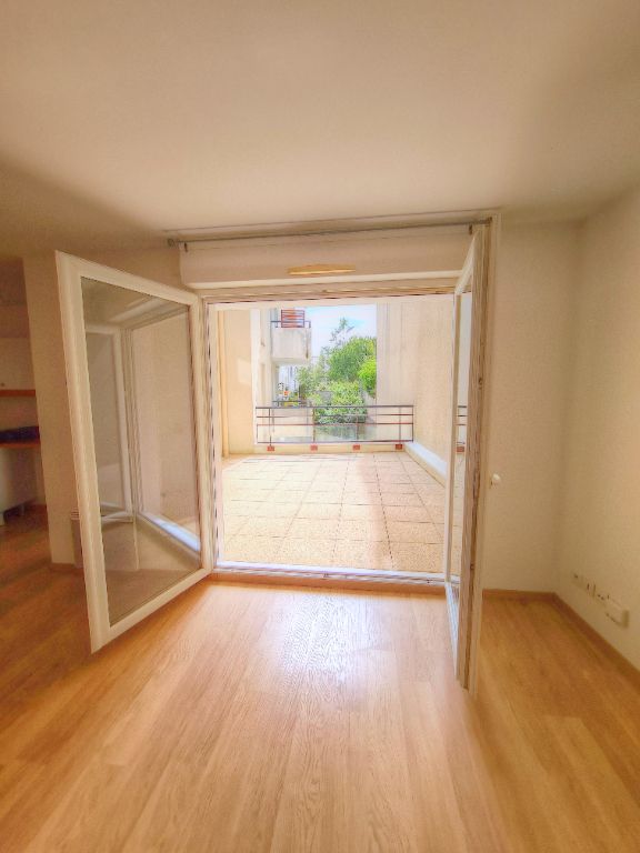 Appartement Nantes 2 pièce(s) et terrasse de 18m2