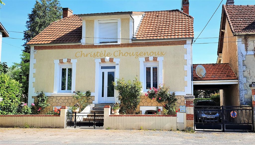 24290 Montignac-Lascaux : Maison avec jardin