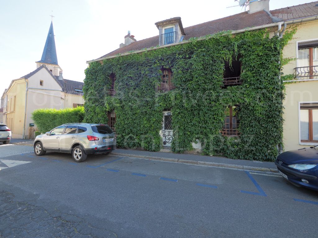 Maison  7 pièce(s) 177 m2