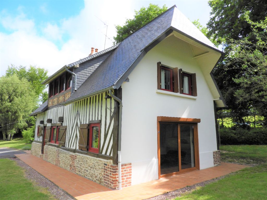 14100 - Jolie maison Normande proche de Lisieux 219 400