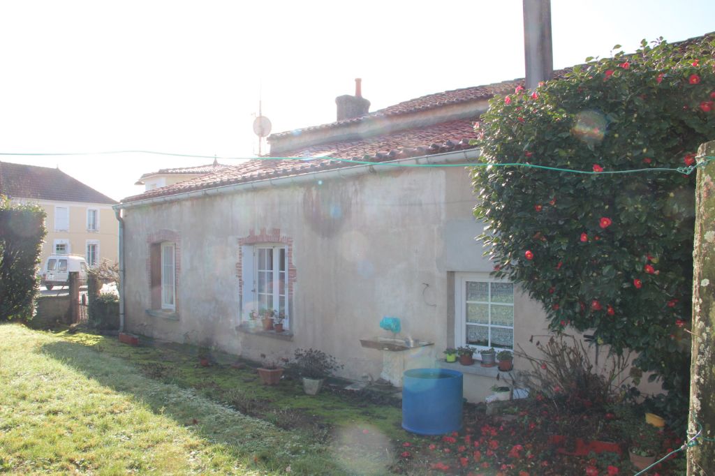 Maison Saint Cyr Des Gats 8 pièce(s) 160 m2