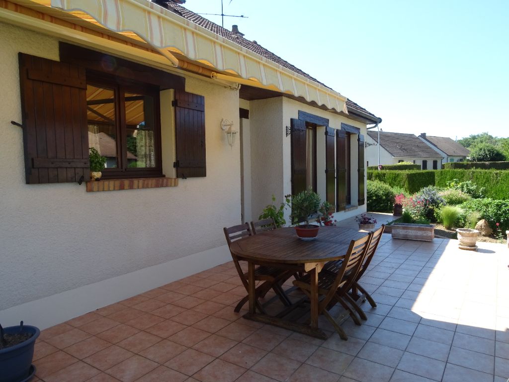 Maison Arrabloy 5 pièces 140 m2