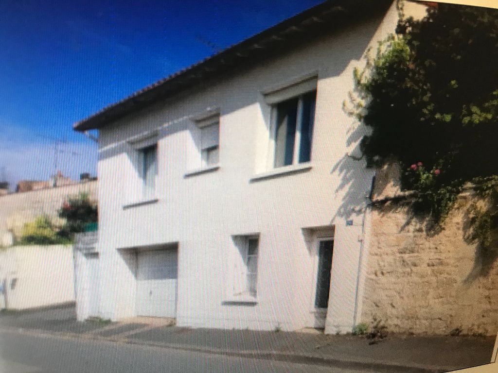 Maison Saint Maixent L Ecole 6 pièce(s) 90 m2