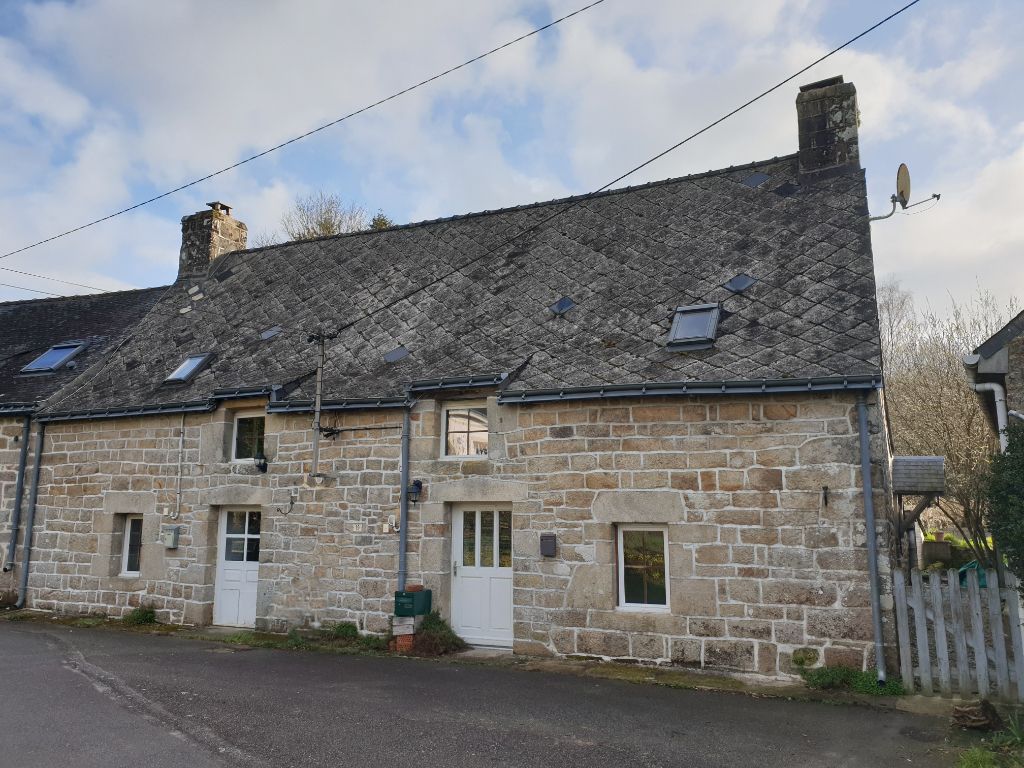 Belle maison en pierre, proche du centre de Guémené / Scorff