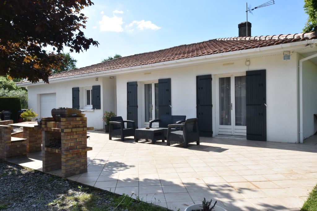Lacanau de Mios (33380),Exclusivité, Maison F5 110m2. HAI 363900 euros