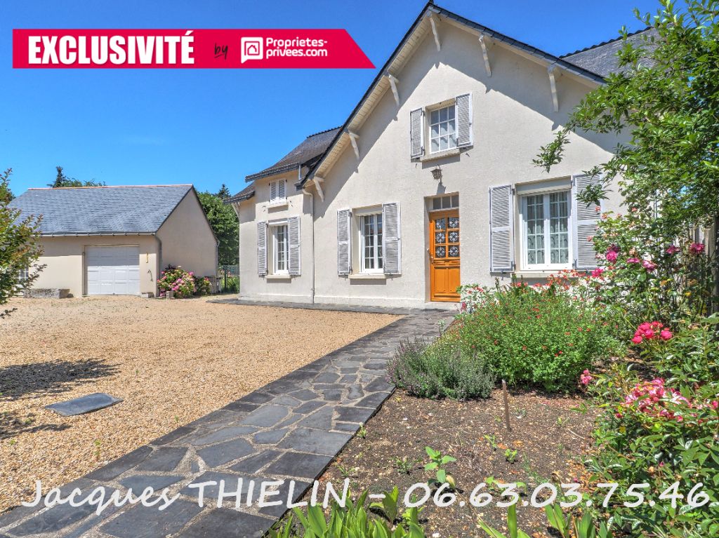 EN EXCLUSIVITE, JOLIE MAISON PLAIN-PIED CENTRE-VILLE LONGUE-JUMELLES !!!