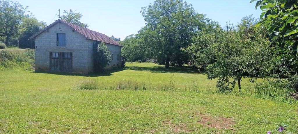 24210 SAINTE ORSE GRANGE SUR TERRAIN DE 1205 M²