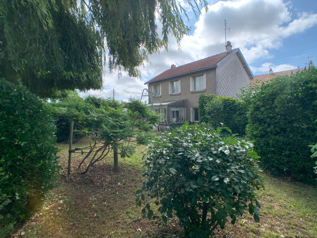 LOT DE 2 Maisons sur beau foncier 9 pièce(s) 165 m2