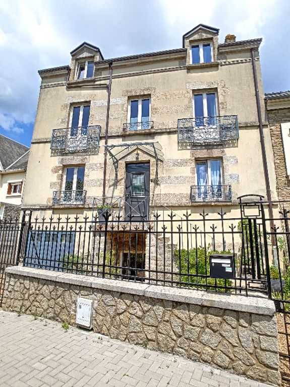 Maison Alencon 8 pièce(s) 155 m2