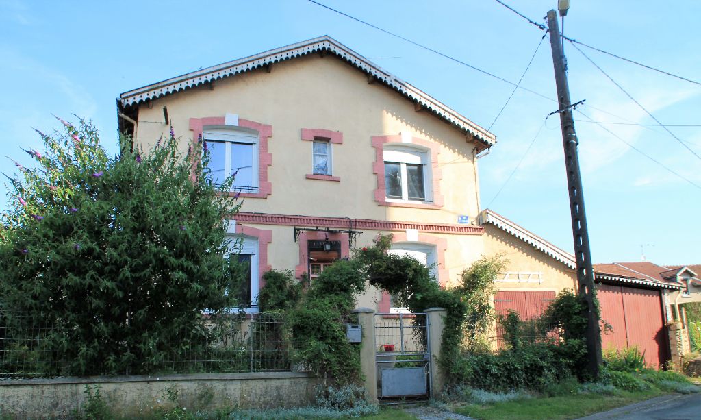 Maison Brieulles Sur Meuse 5 pièce(s) 121 m2