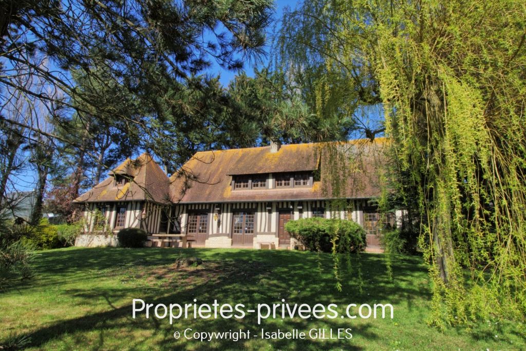 Maison, 7 pièces, 3/4 chambres,195 m2, parc boisé de 1500 m²