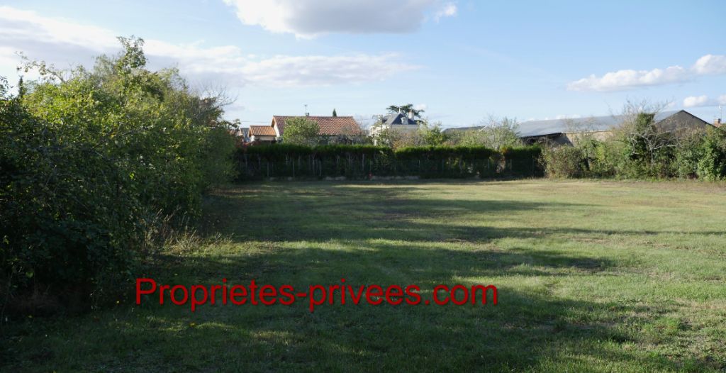 Vente Terrain Constructible 737 m² NEUVILLE DE POITOU (86170)