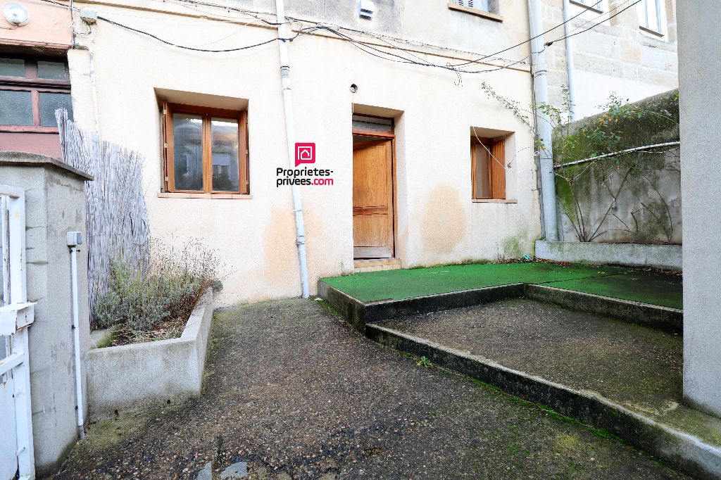 Appartement 77m² + dépendance 27m² + extérieur 65m²