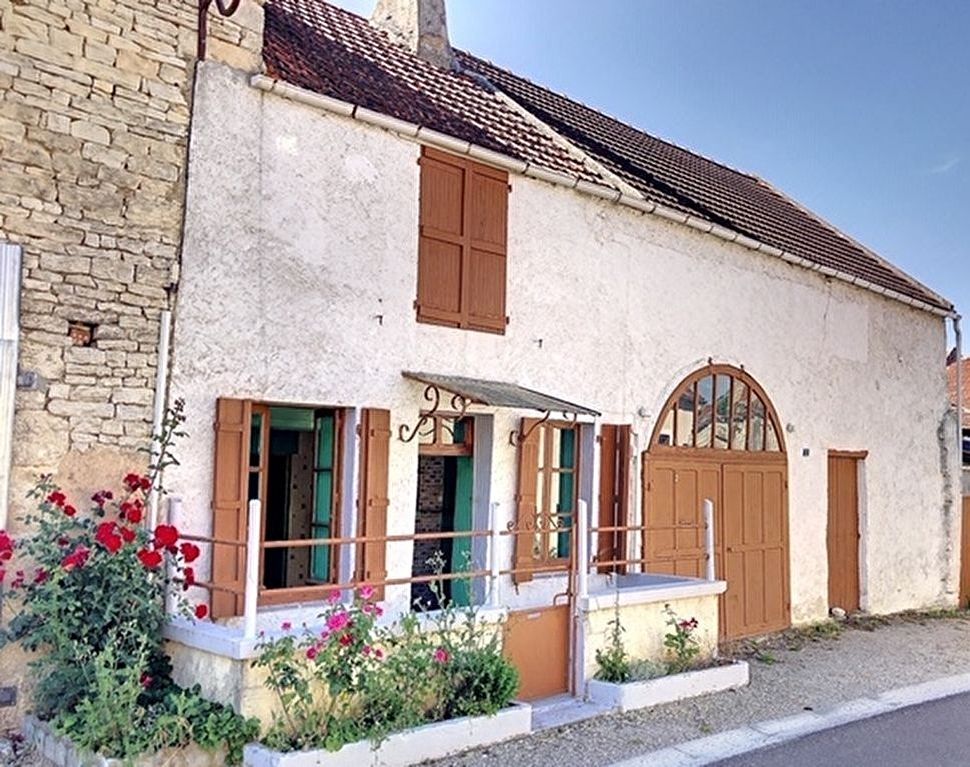Maison Joux La Ville 59M² + grange