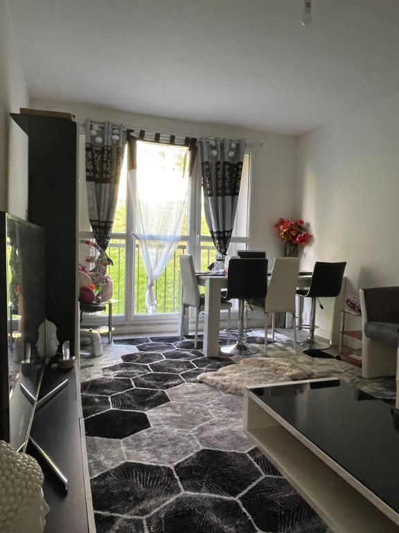 A SAISIR ! ROUEN DROITE, vue dégagée, T2 - 53,5 m² - Rez de jardin - ascenceur