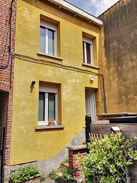 Maison de Ville avec Terrasse  Place du Barlet