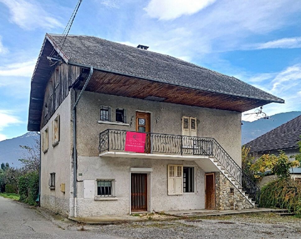Maison Gilly Sur Isère 10 pièce(s) 198 m2 + garage + terrain + annexes