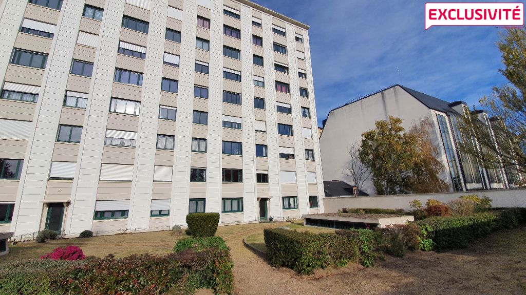 45000 - ORLEANS - Appartement 3 pièces proche gare avec cave et parking