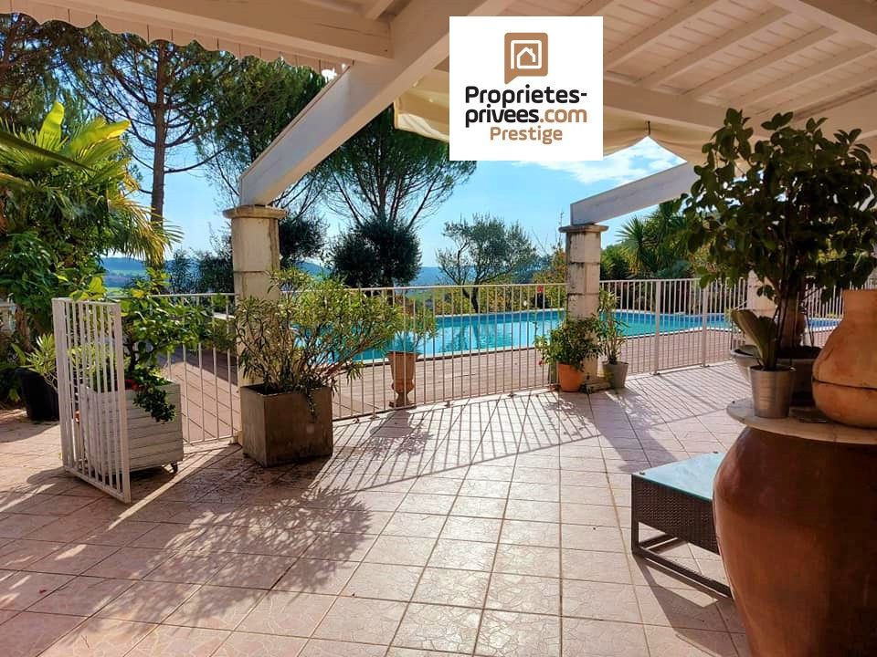 Maison plain pied 6 pièce(s) 180 m² - 4 Chambres +Annexes 125 m²